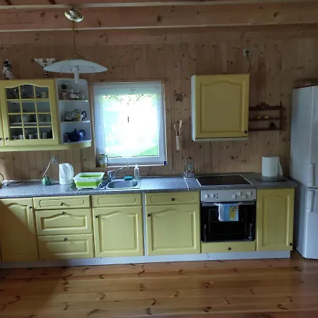 Chalet Drewniany W Otominie