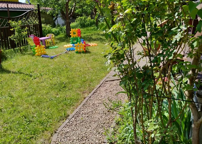 Alpesi faház Drewniany W Otominie